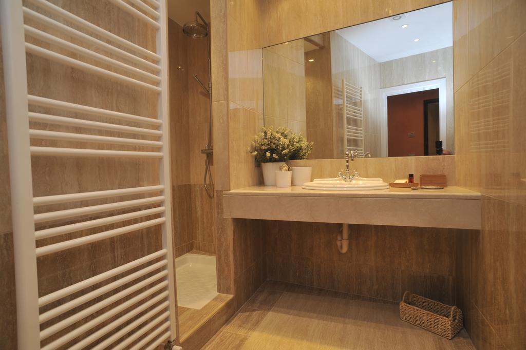 Relais Al Bel San Domenico Bed and Breakfast Άλμπα Δωμάτιο φωτογραφία