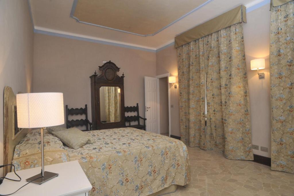 Relais Al Bel San Domenico Bed and Breakfast Άλμπα Δωμάτιο φωτογραφία